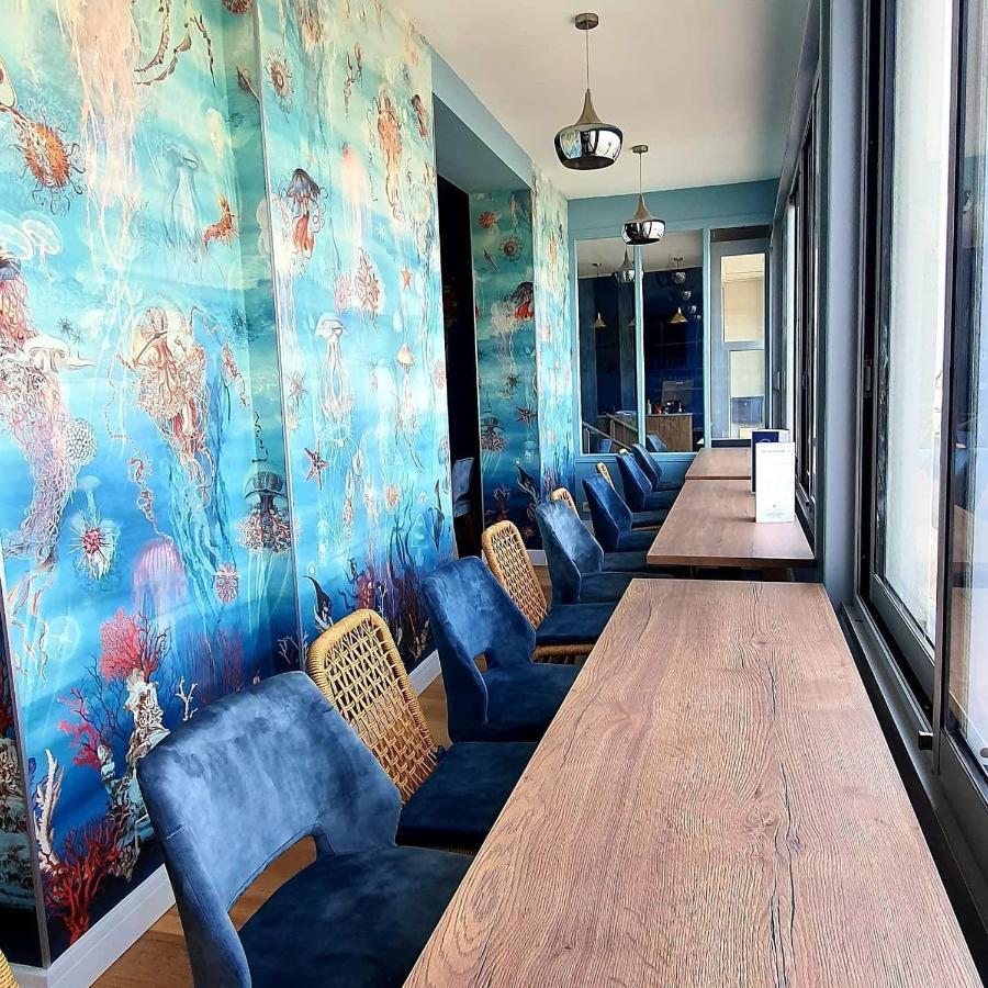 Hotel Restaurant L'Atelier Des Cousins Châtelaillon-Plage Екстериор снимка
